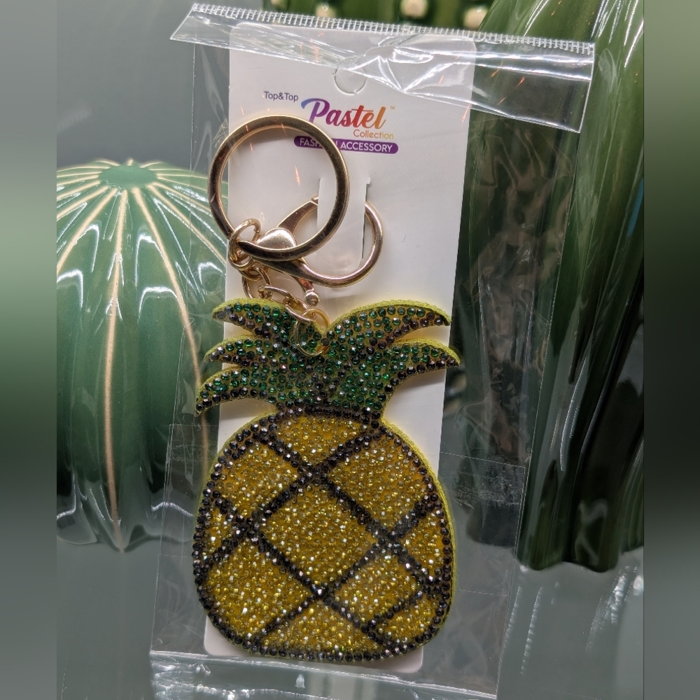 Pineapple Rhinestone Keychain/Bagcharm - Picture 2 of 2